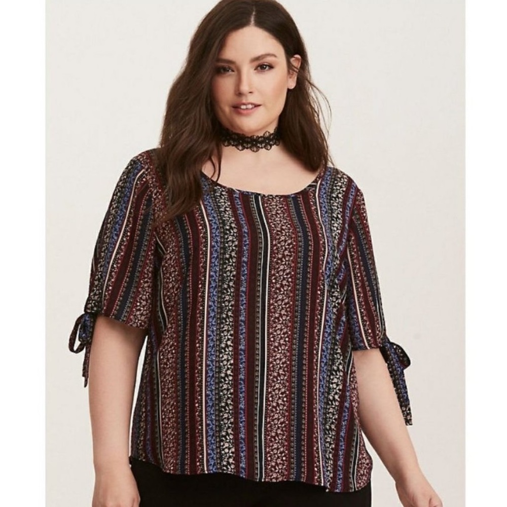 Torrid Size 2 (Plus) Boho Print Chiffon Tie Sleev… - image 1